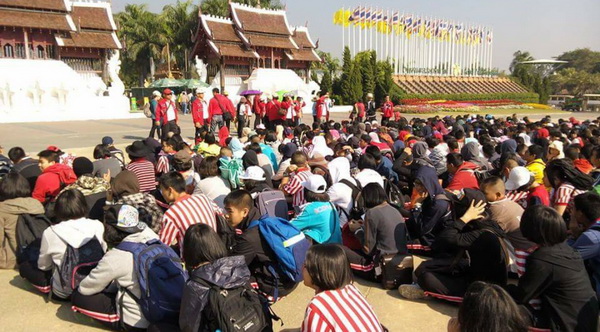 นักเรียนโรงเรียนบุญวาสวิทยาลัย จังหวัดลำปางเข้าเยี่ยมชมอุทยานหลวงราชพฤกษ์