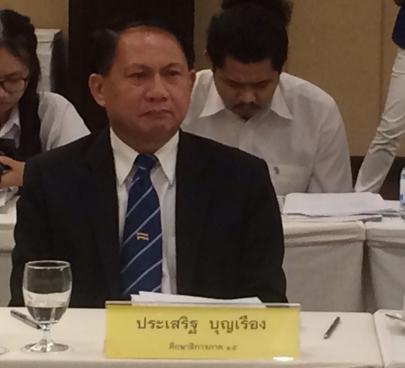 คณะรักษาความสงบแห่งชาติ ออกคำสั่งที่ 28/2559 จัดการศึกษาขั้นพื้นฐาน 15 ปี โดยไม่เก็บค่าใช้จ่าย