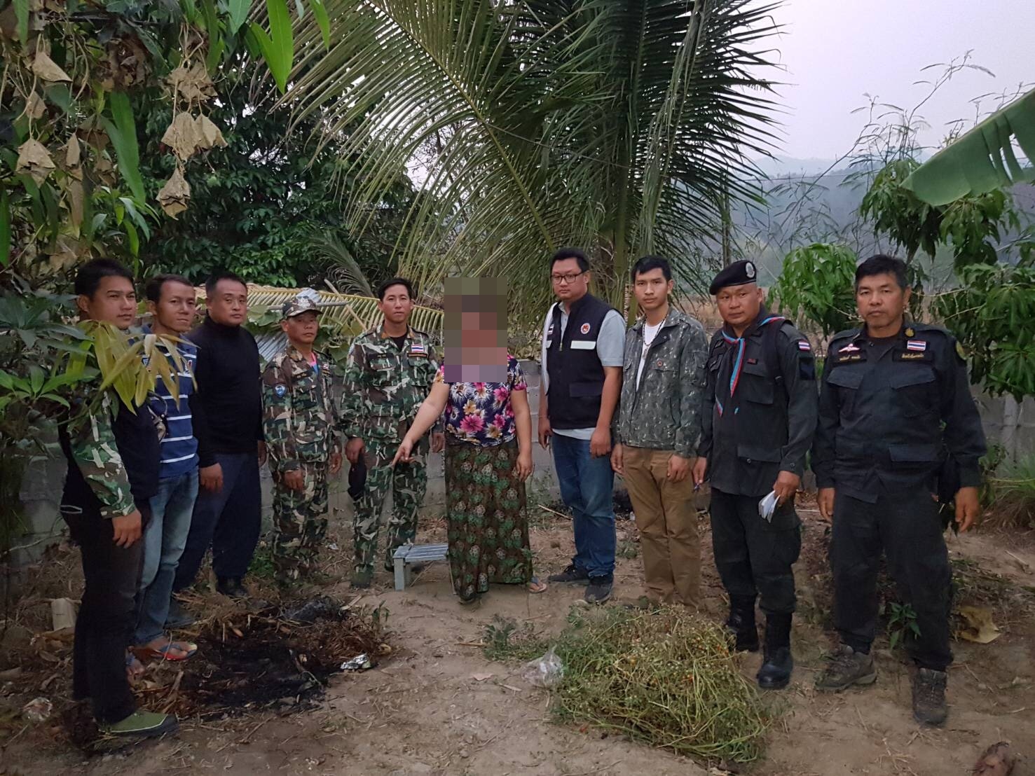 สภ.แม่อายเชียงใหม่จับกุมคนงานเฝ้าสวนมะม่วง ลักลอบเผาป่าไผ่รอบๆสวนมะม่วงที่เฝ้าอยู่ถูกจับดำเนินคดีทำให้เกิดหมอกควันไฟ เป็นอันตรายต่อสุขภาพประชาชน