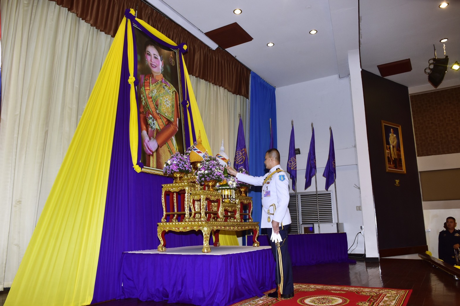 เชียงใหม่​ /// รองผู้บังคับการกองบิน ๔๑ เป็นประธานใน​พิธีถวายพระพรชัยมงคลและลงนามถวายพระพร สมเด็จพระนางเจ้าสุทิดา พัชรสุธาพิมลลักษณ พระบรมราชินี เนื่องในโอกาสมหามงคลเฉลิมพระชนมพรรษา