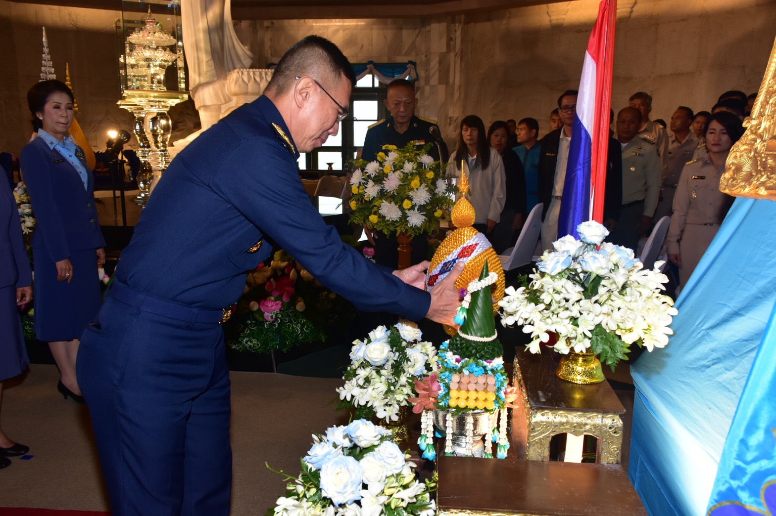 รองผู้บังคับการกองบิน ๔๑ ร่วมงานเฉลิมพระเกียรติ สมเด็จพระนางเจ้าสิริกิต์ พระบรมราชินีนาถ พระบรมราชชนนีพันปีหลวง เนื่องในวันเฉลิมพระชนมพรรษา ๘๗ พรรษา