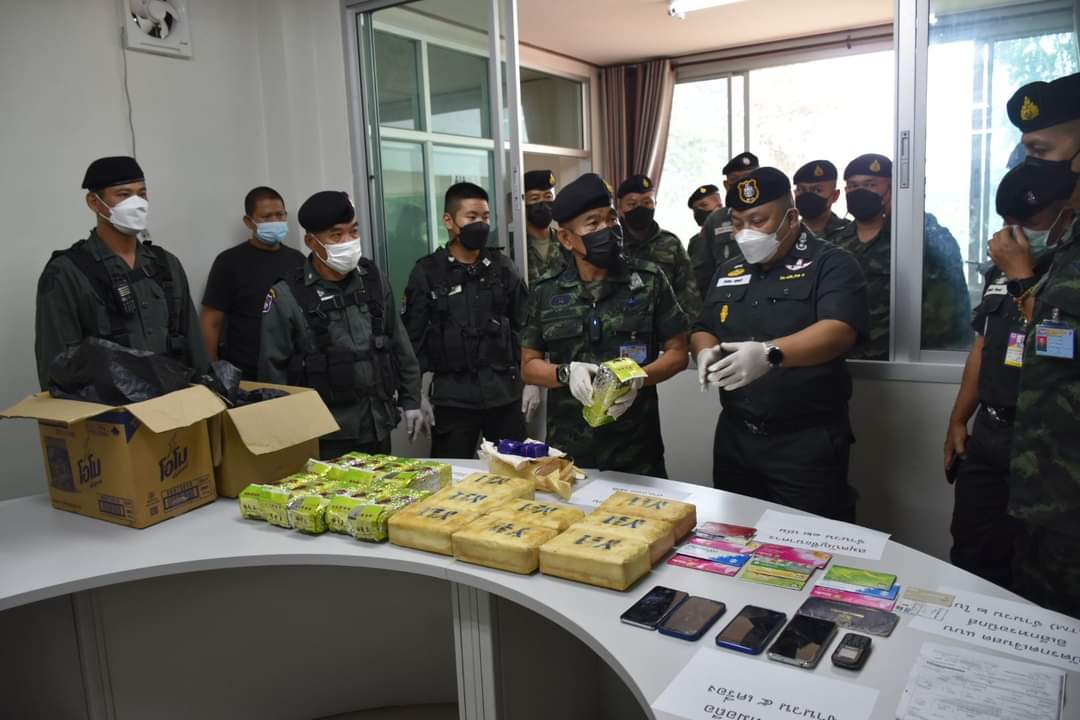 ทหาร ตำรวจ บูรณาการร่วมสกัดยาเสพติด...ยึดยาบ้า 90,000 เม็ด และไอซ์ 10 กก.