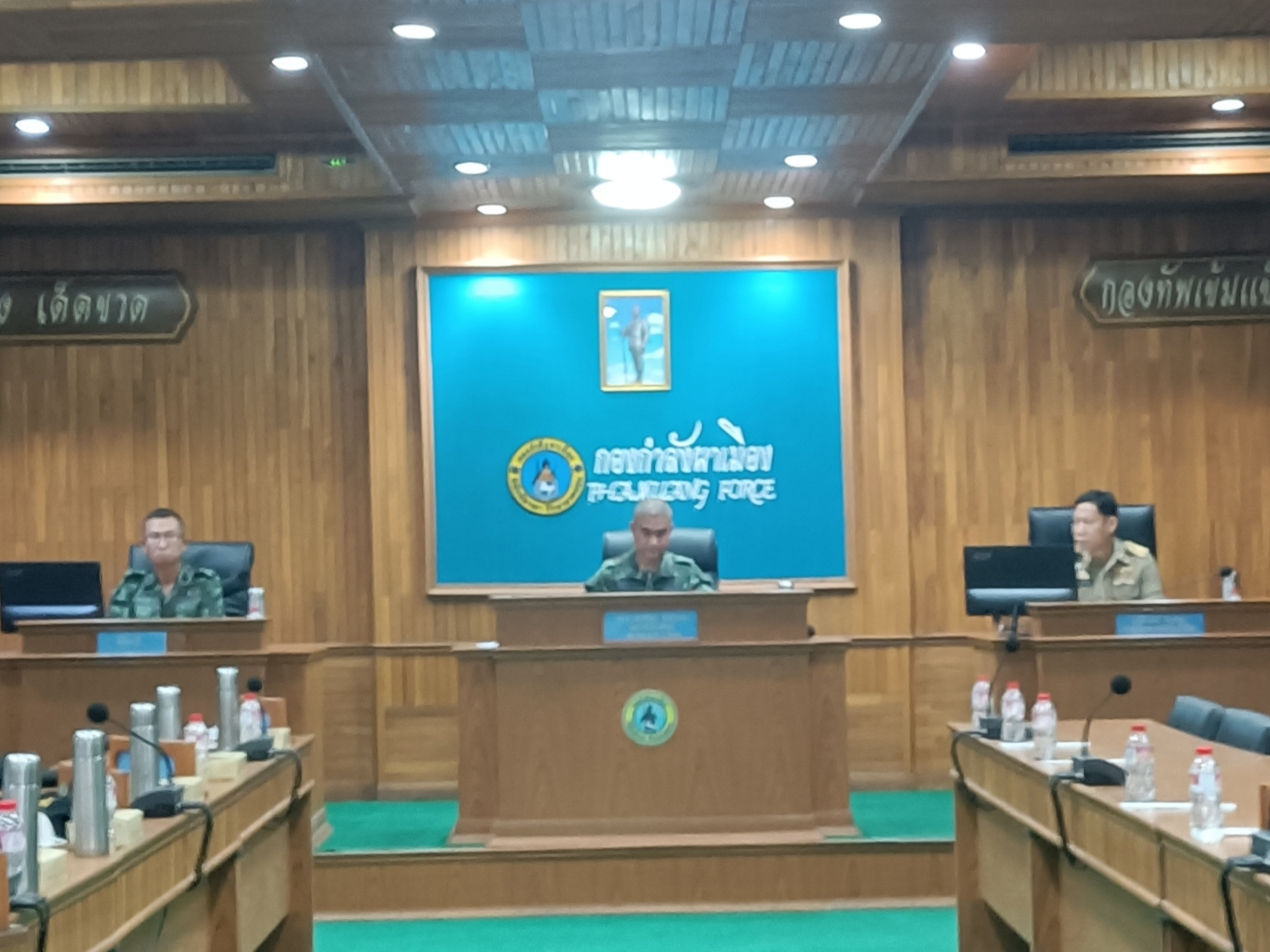 ผบ.กกล.ผาเมืองพร้อมหน่วยงานที่เกี่ยวข้องแถลงสรุปผลการดำเนินการปราบปรามและจับกุมยาขบวนผู้ลักลอบขนยาเสพติดในห้วงตั้งแต่เดือนตุลาคม 2566 จนถึงเดือนมิถุนายน 2567