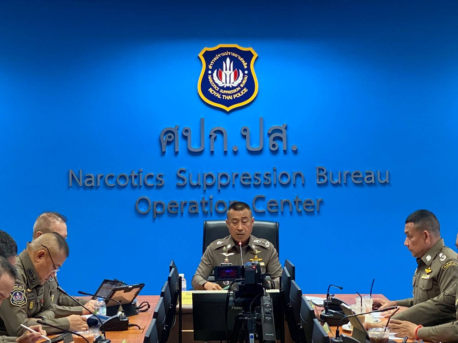 “บิ๊กต่าย" สั่งเร่งกวาดล้างผู้ค้ารายย่อยในชุมชน ”ผู้ช่วยสำราญฯ“ สนองนโยบาย เปิดปฏิบัติการปิดล้อมตรวจค้นทั่วประเทศ”