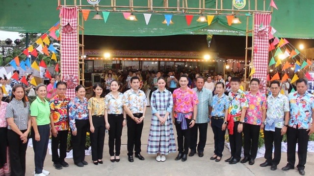 รัฐมนตรีช่วยการกระทรวงมหาดไทย เปิดมหกรรมจัดแสดงและจำหน่ายผลิตภัณฑ์ชุมชน เสน่ห์ศิลป์ ถิ่นเมืองกาญจน์ ครั้งที่ 3 ภายใต้แนวิด ฤดูกาญจน์แห่งความเบิกบาน สงกรานต์ ลาวเวียง ประจำปี 2568